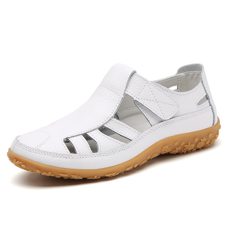 Sandály s ochranou prstů – s podporou klenby, které zmírňují bolest; lehké a tlumící nárazy.